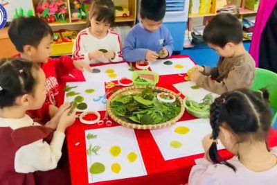 Hoạt động tạo hình chủ đề Động vật, đề tài “Tạo hình tổng hợp” lớp A5