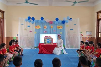 Hình ảnh hoạt động kể chuyện “Hồ nước và mây” lớp C4