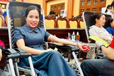 “GIỌT MÁU NGHĨA TÌNH – HỒI SINH NGƯỜI BỆNH” TINH THẦN NHÂN ÁI LAN TỎA MẠNH MẼ